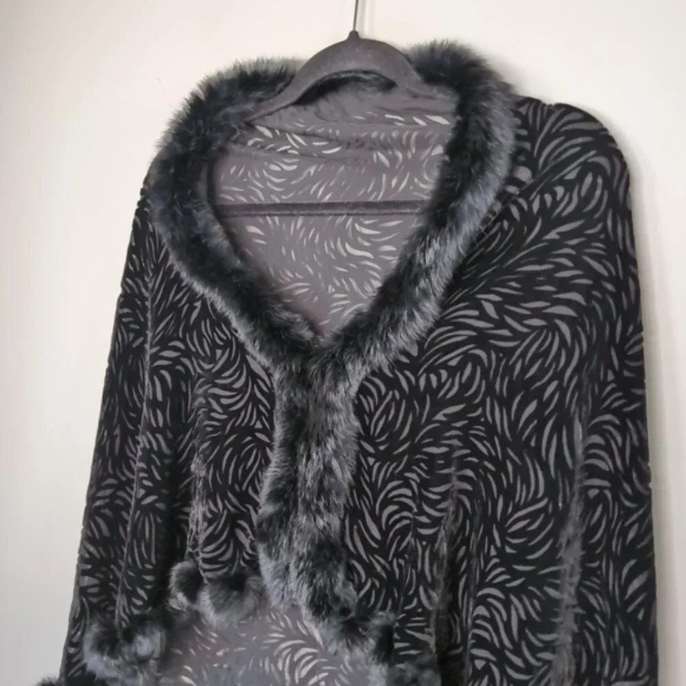 Vintage Rabbit Hair Burnout Velvet 90s Mob Wife Whimsigoth Y2K Poncho Cape O/S - Picture 2 of 4